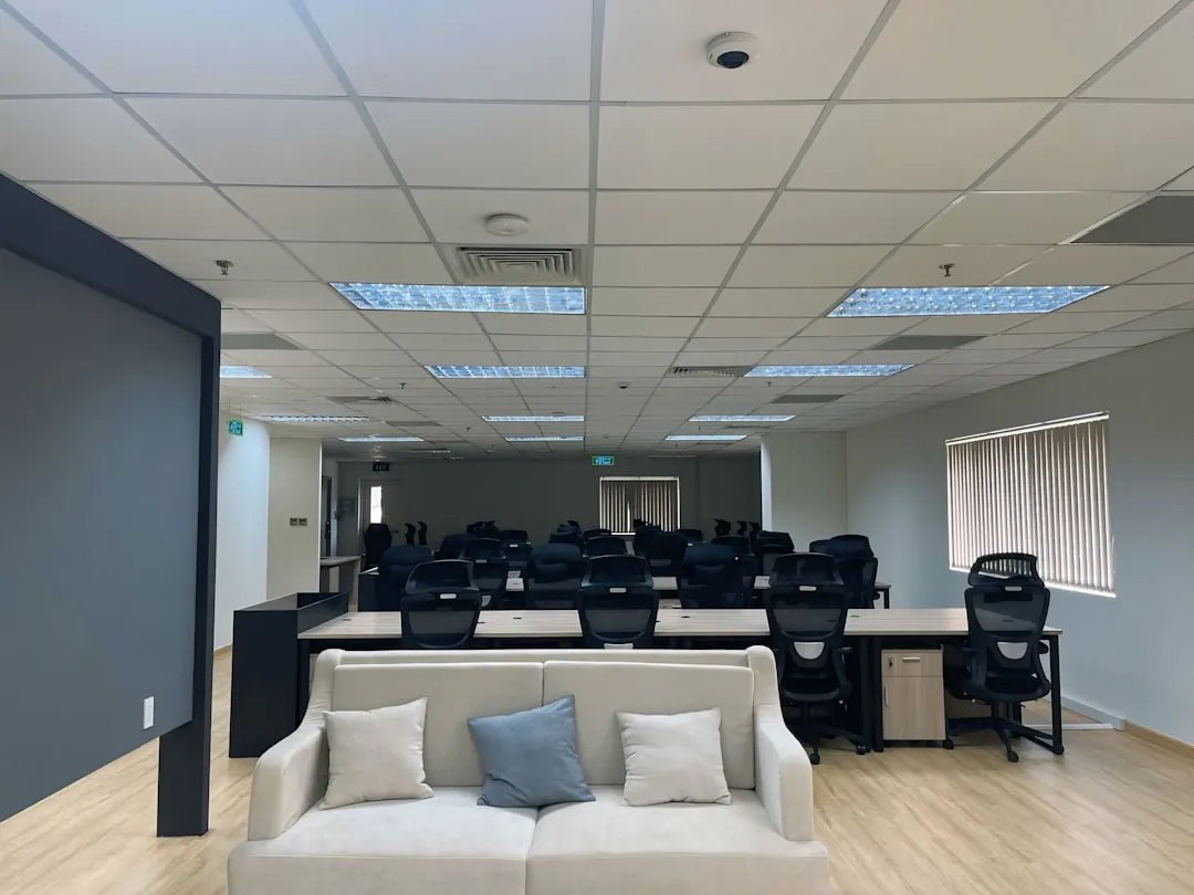 上海企业网络设备选型指南:从办公场景到机房部署要点分析正文配图 2